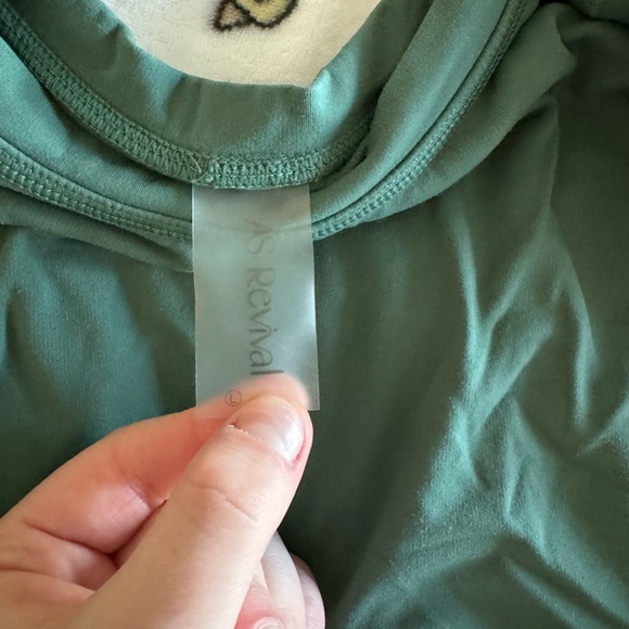 Altar’d State Green Open Back Crop Top - Picture 5 of 5